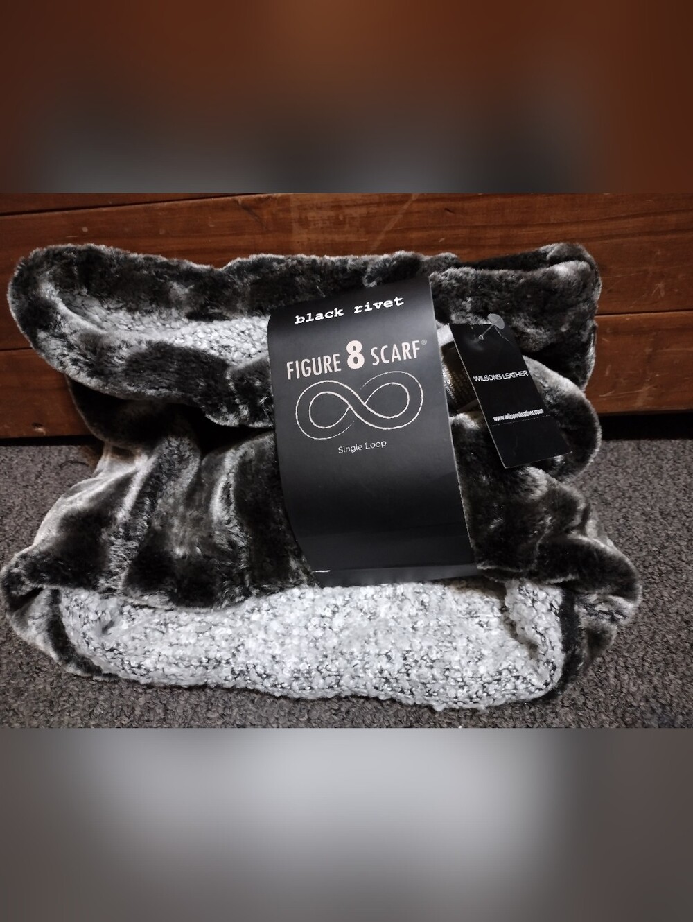 Wilson's Leather Black Rivet Plush Figure 8 Scarf - Charcoal Gray Size 13" X 26"